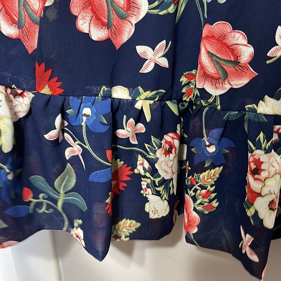 Betsey Johnson Black Bambi Floral Bell Sleeve Ruffle Dress Size 10 - Picture 3 of 9